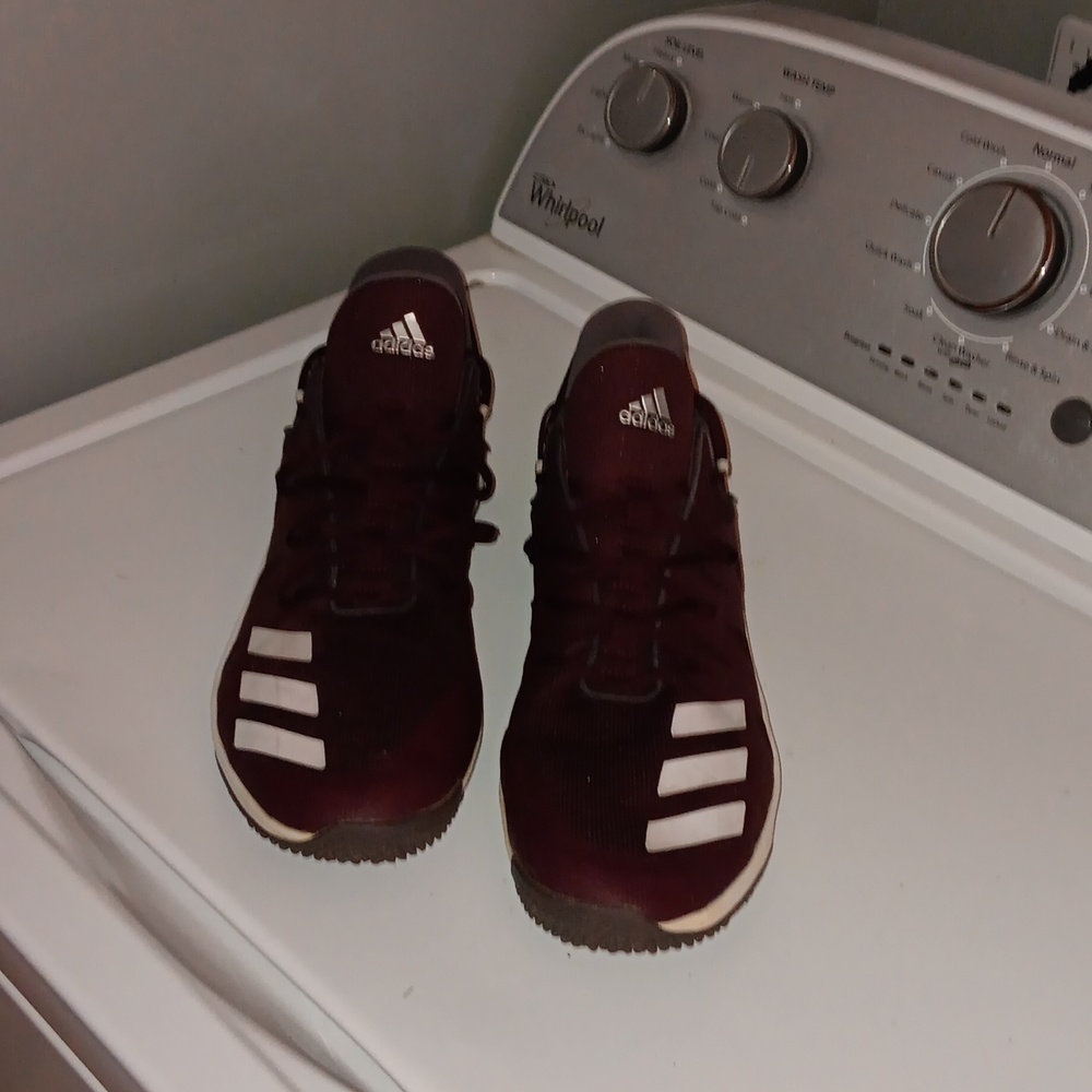 Mens Size 14 Adidas Shoes( Maroon W/ White Stripes)